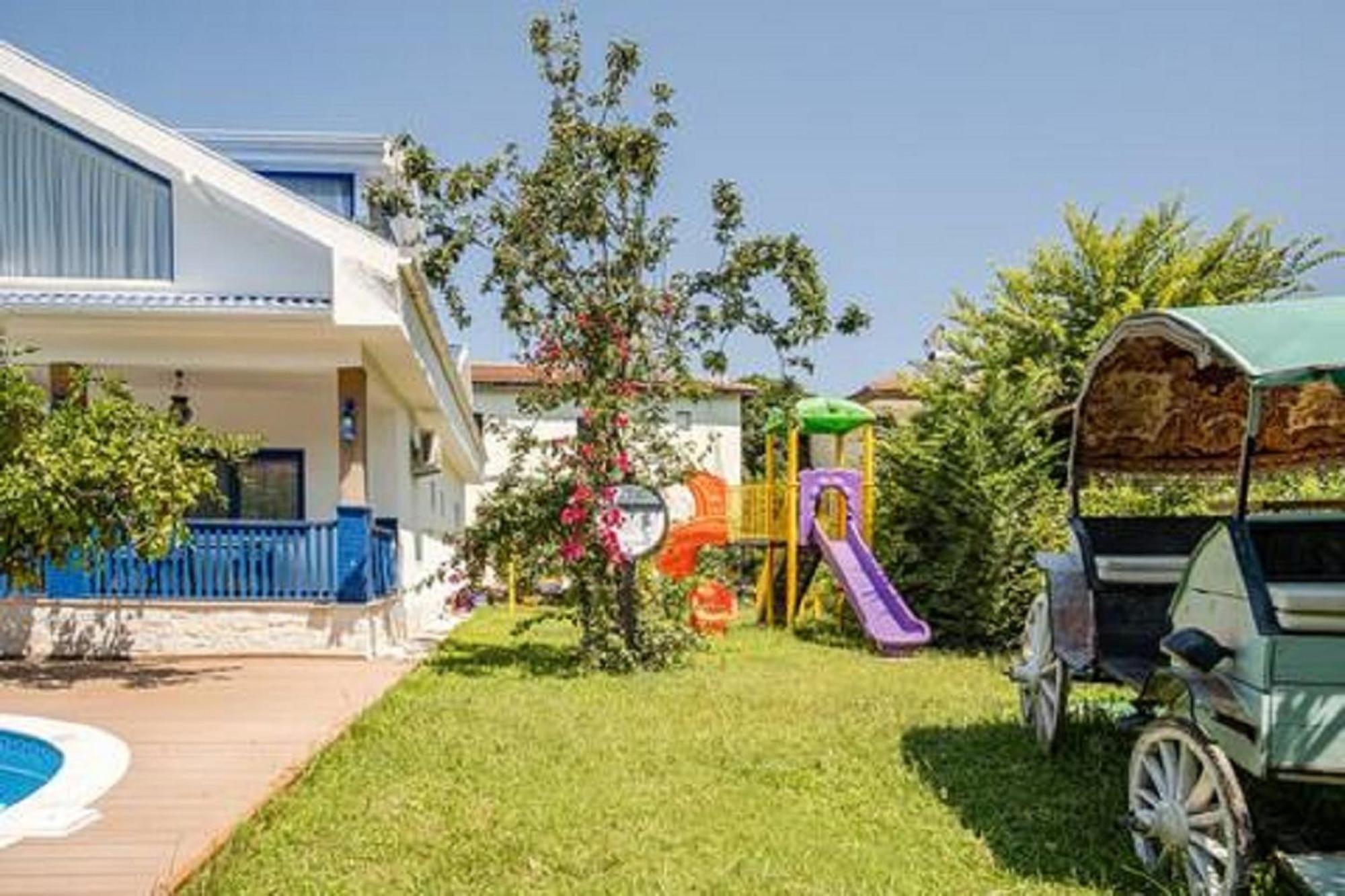 Only Blue Villa Гьочек Екстериор снимка